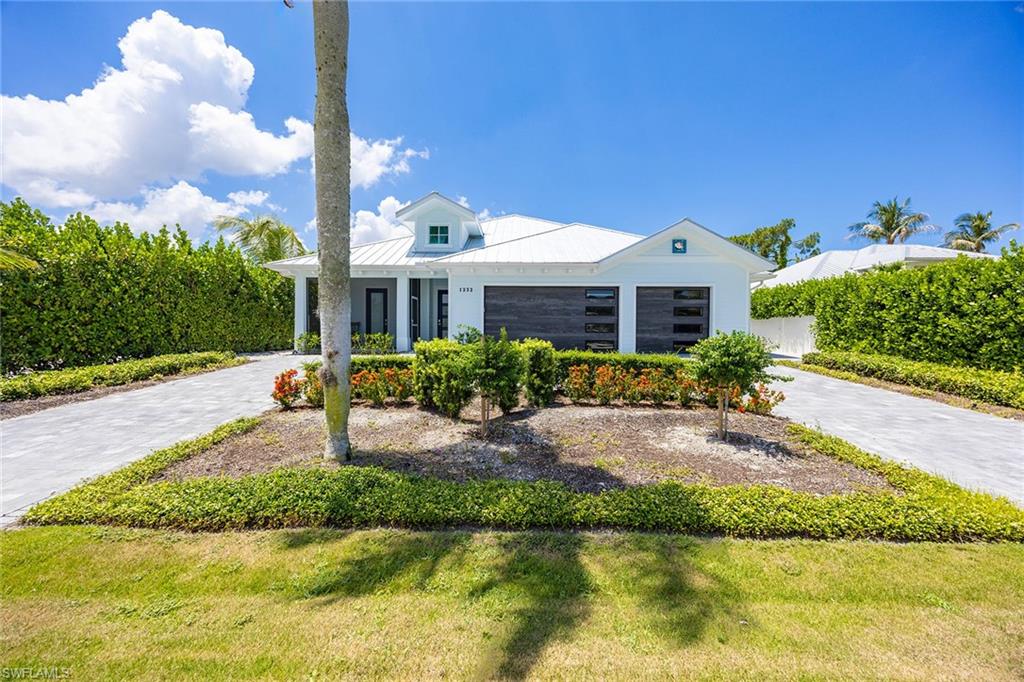 1232 Royal Palm DR