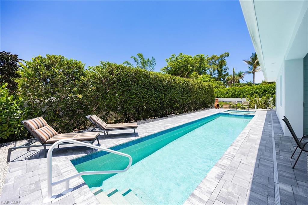 1232 Royal Palm DR photo 34
