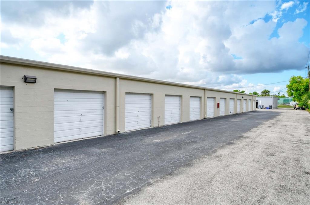 2245/2243 Bruner LN photo 8
