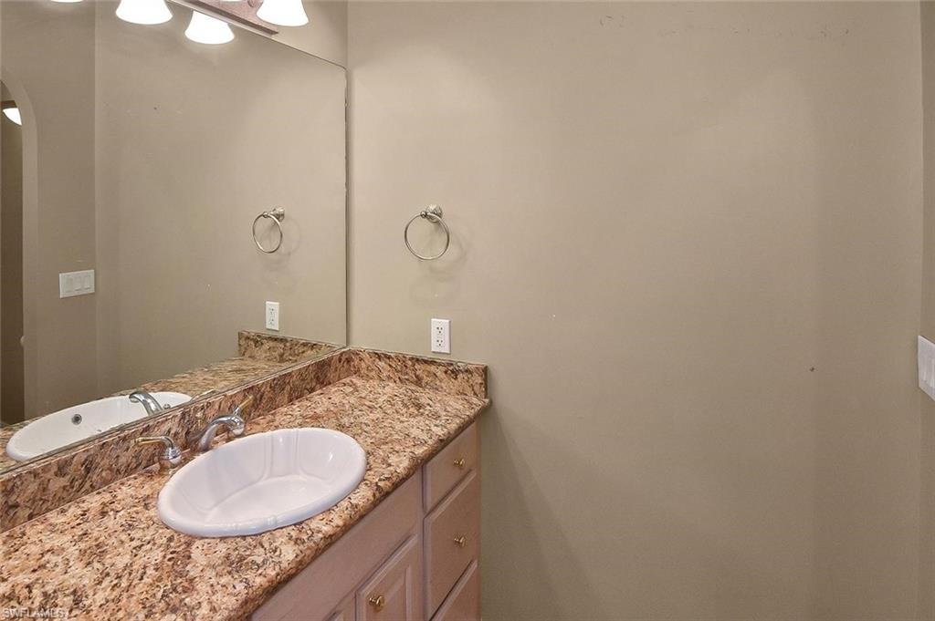 2808 SW 33rd TER photo 31