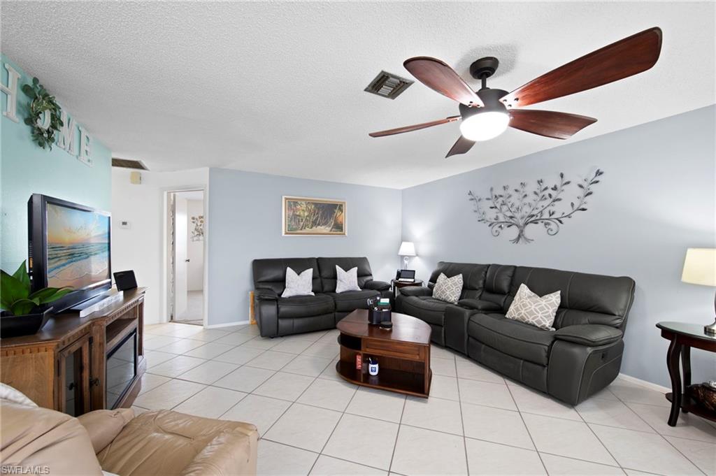4706 4th PL 15