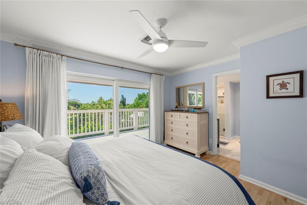 1048 Kings Crown DR photo 33