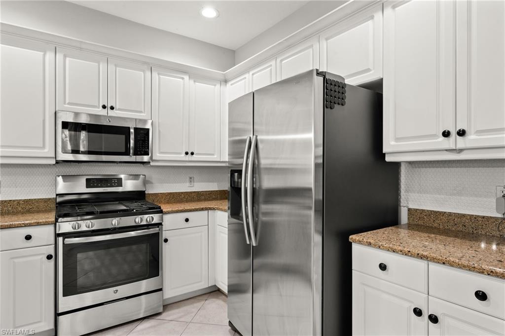 3231 Cottonwood BEND 301 photo 13
