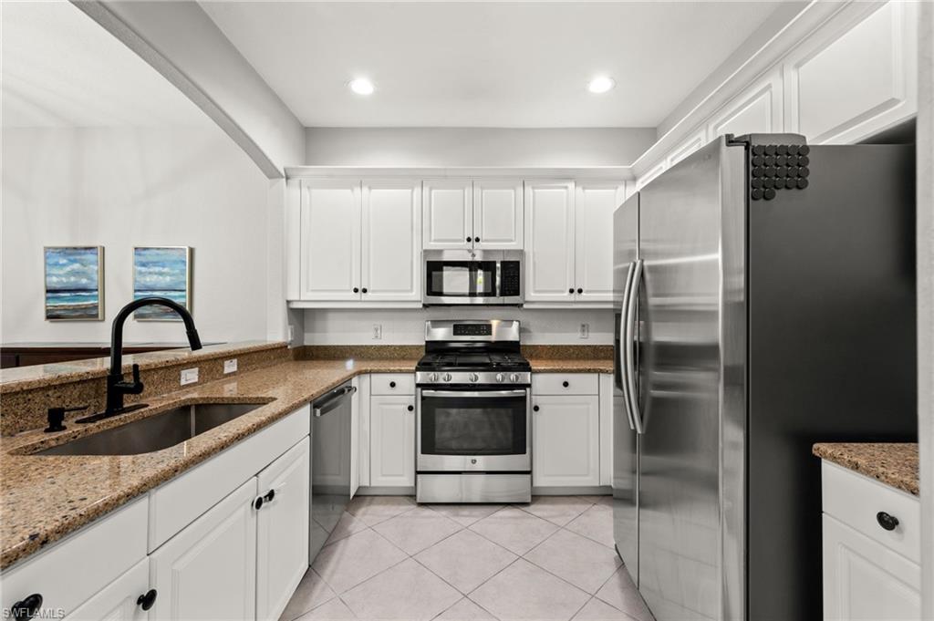 3231 Cottonwood BEND 301 photo 12