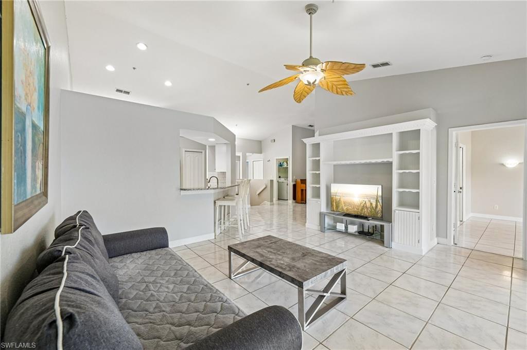 349 Dover PL 203 photo 6