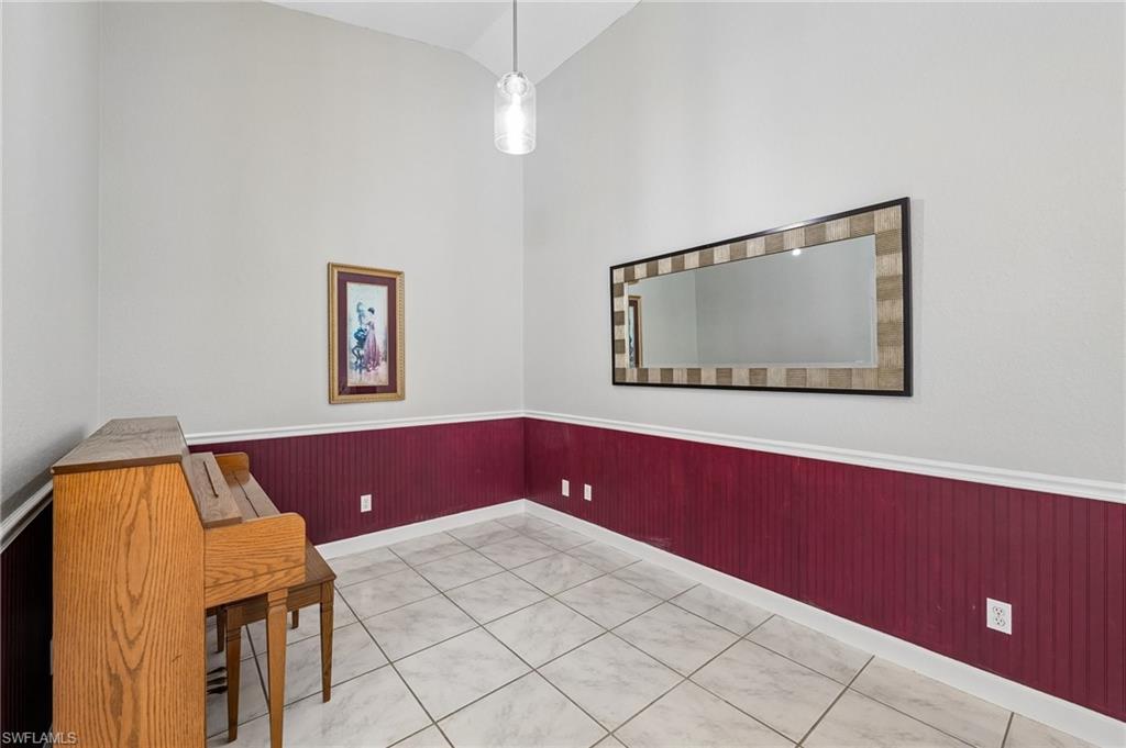 349 Dover PL 203 photo 10