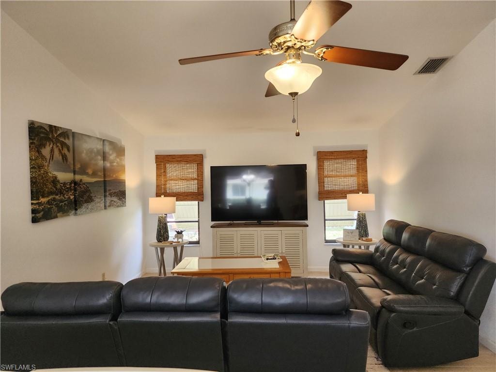 1822 SE 11th TER photo 27
