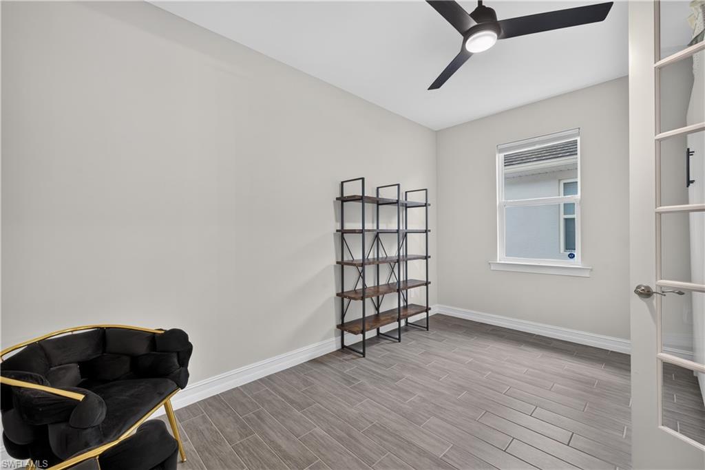 847 Enbrook LOOP photo 14