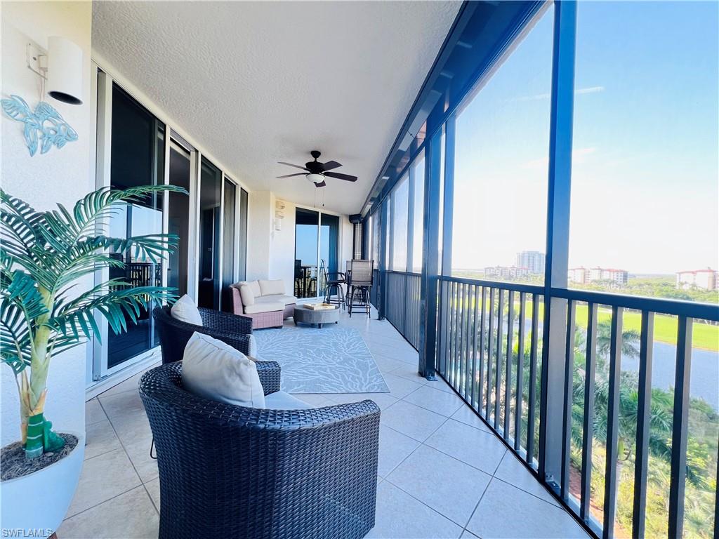 screened-in lanai