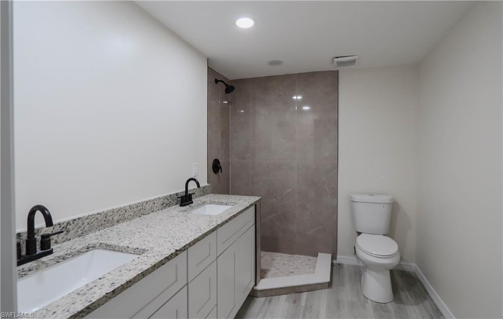 2222 Unity AVE photo 12