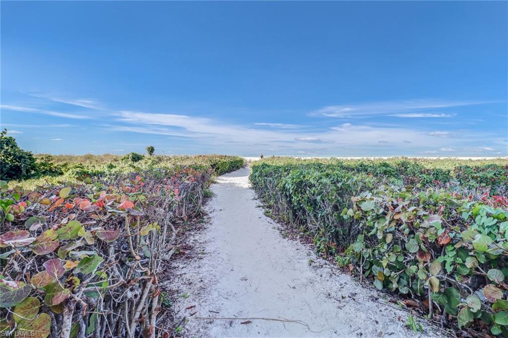 280 Collier BLVD 2102 photo 37