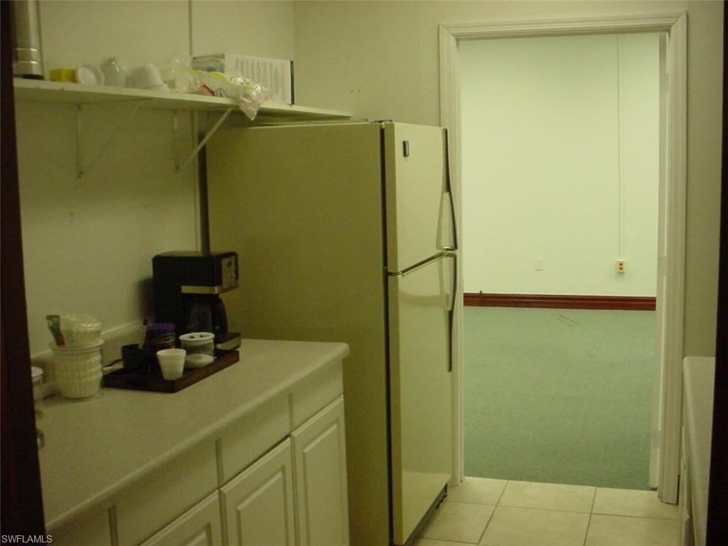 1415 Colonial BLVD 2