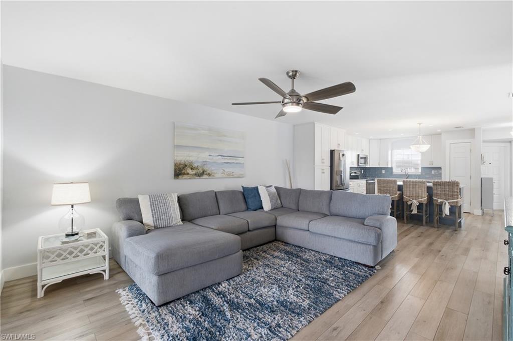 5112 Coronado PKWY 12