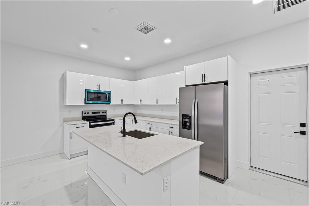 696-698 Creuset AVE S photo 24