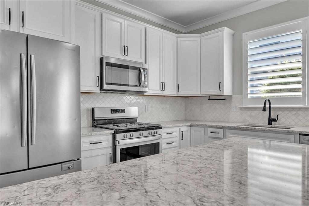 16184 Pennyroyal LN photo 13