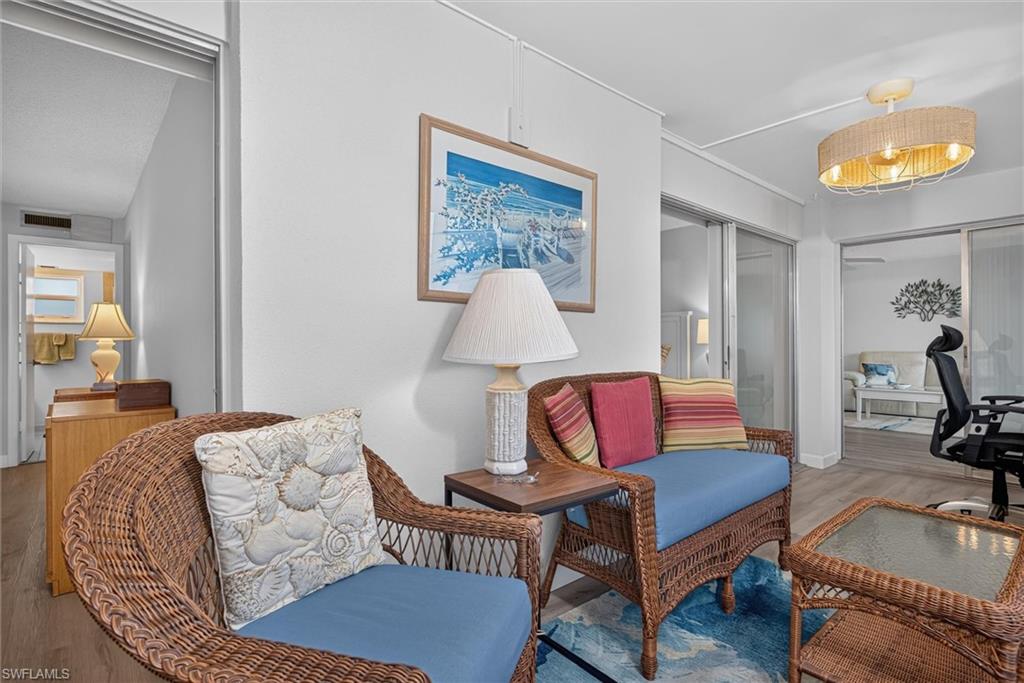 Furnished Lanai