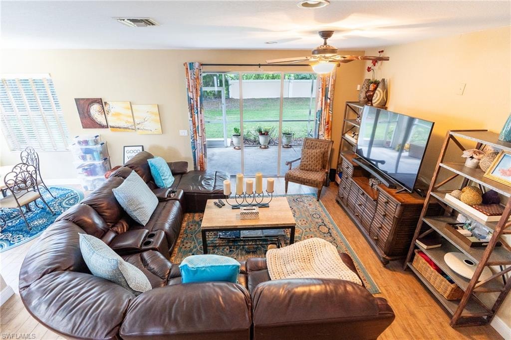 8713 Pegasus DR photo 38