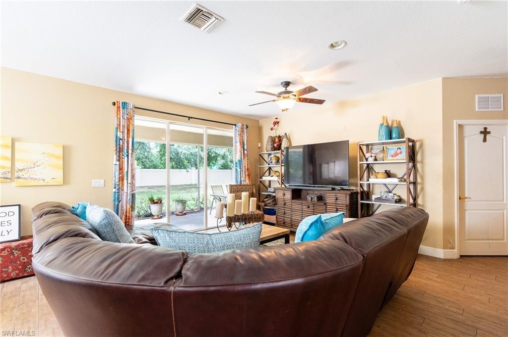 8713 Pegasus DR photo 11