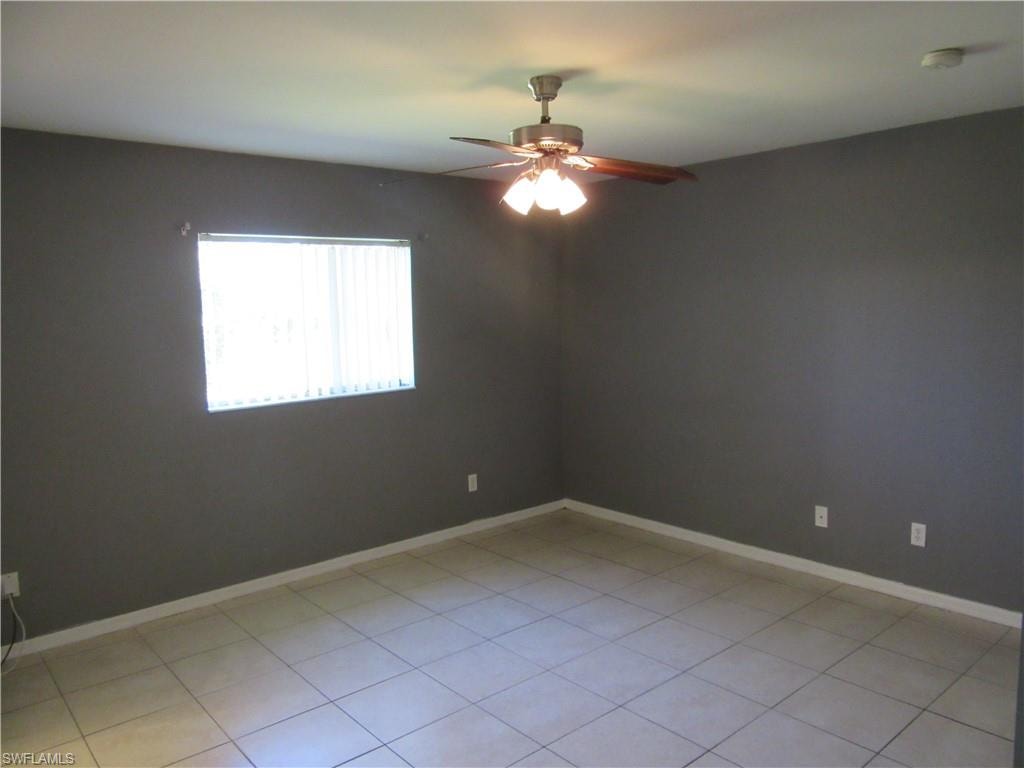922 Eisenhower BLVD photo 17