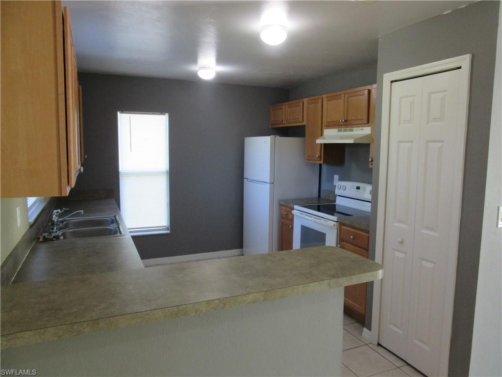 922 Eisenhower BLVD photo 12