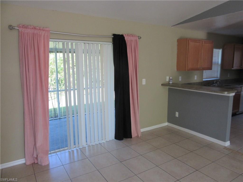 922 Eisenhower BLVD photo 15
