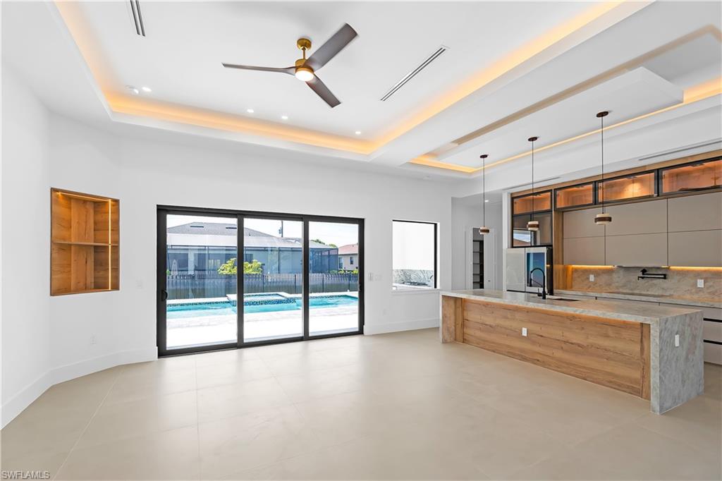 129 SW 34th AVE