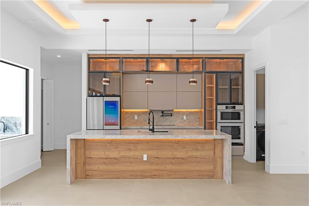 129 SW 34th AVE photo 8