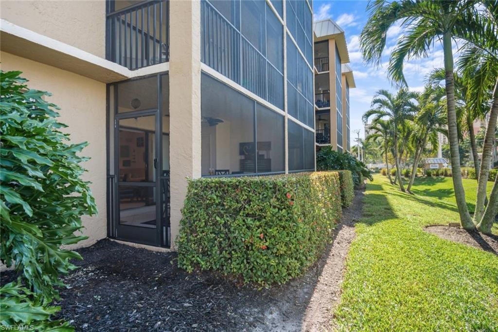 921 Collier BLVD 107 photo 32