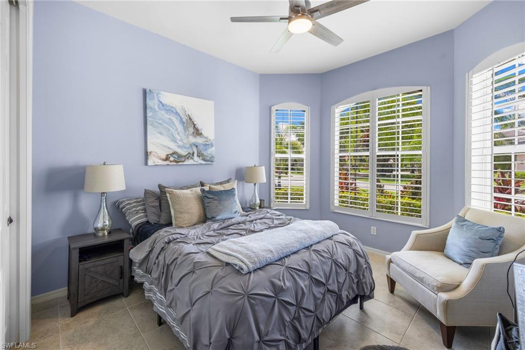 4208 Hampton LN photo 25
