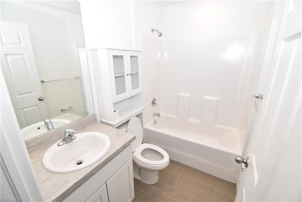 18080 Dublin AVE photo 20