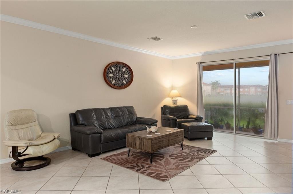 10243 Via Colomba CIR photo 7