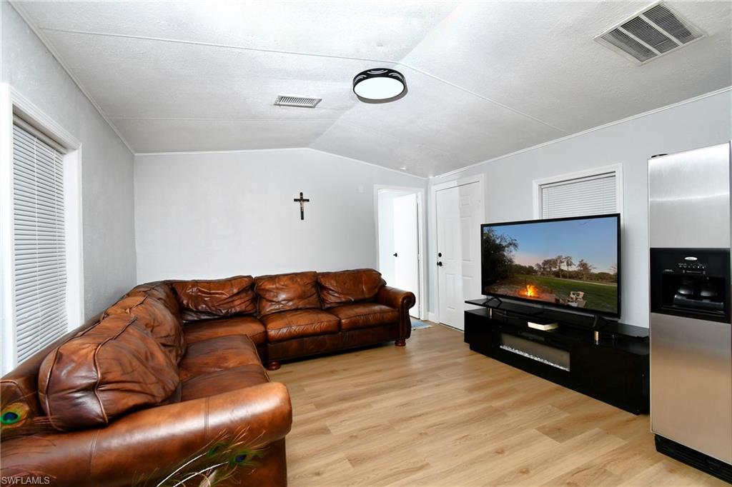 22950 Tinas LN photo 23