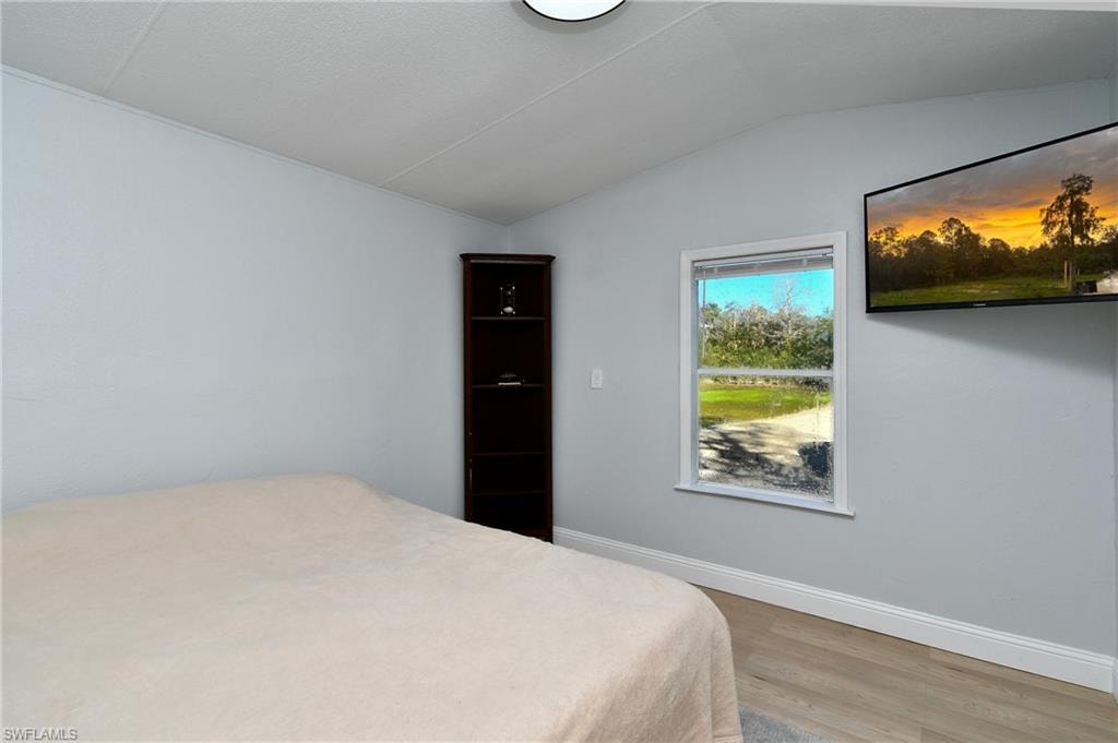22950 Tinas LN photo 16