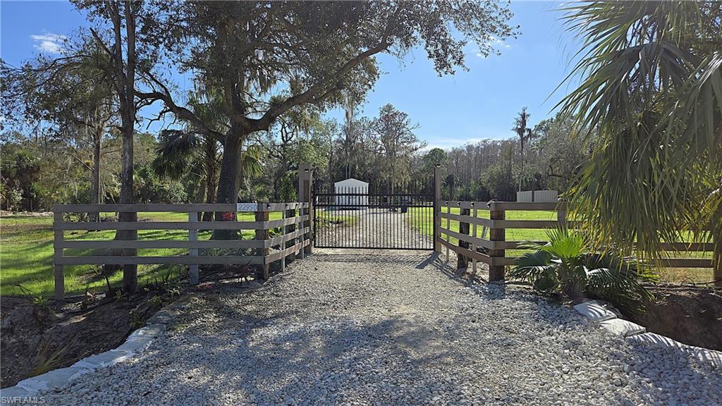 22950 Tinas LN photo 36