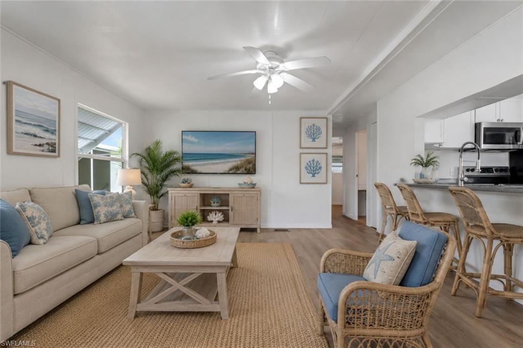 SELLER FINACING AVAILABLE - Virtually Staged Living Area