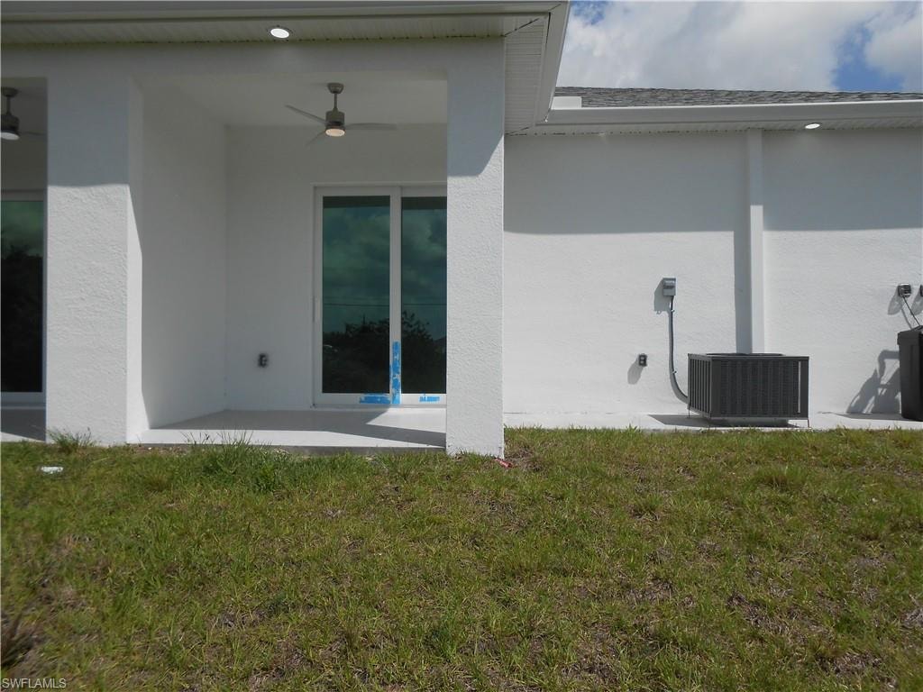 320 Poplar ST photo 32