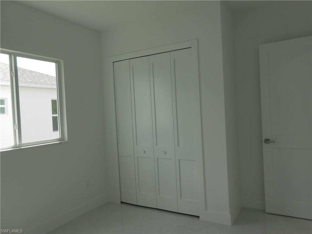 320 Poplar ST photo 25