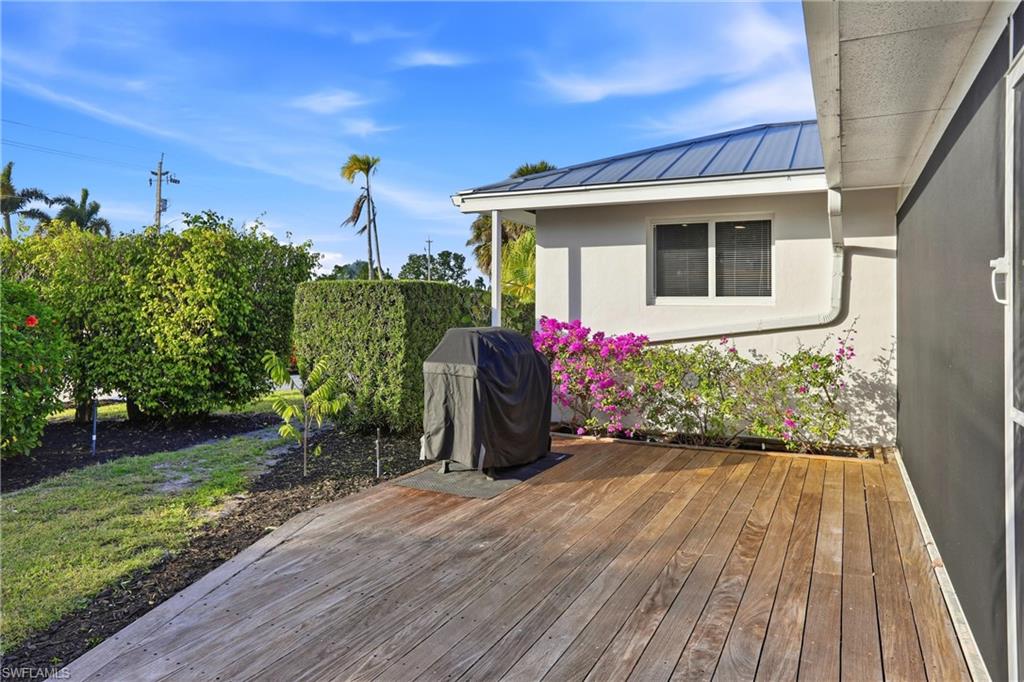 Deck with area for grilling