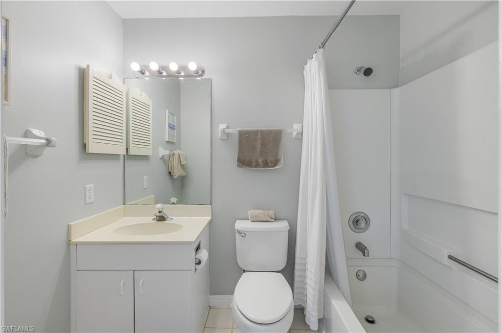 12131 Summergate CIR 203 photo 20
