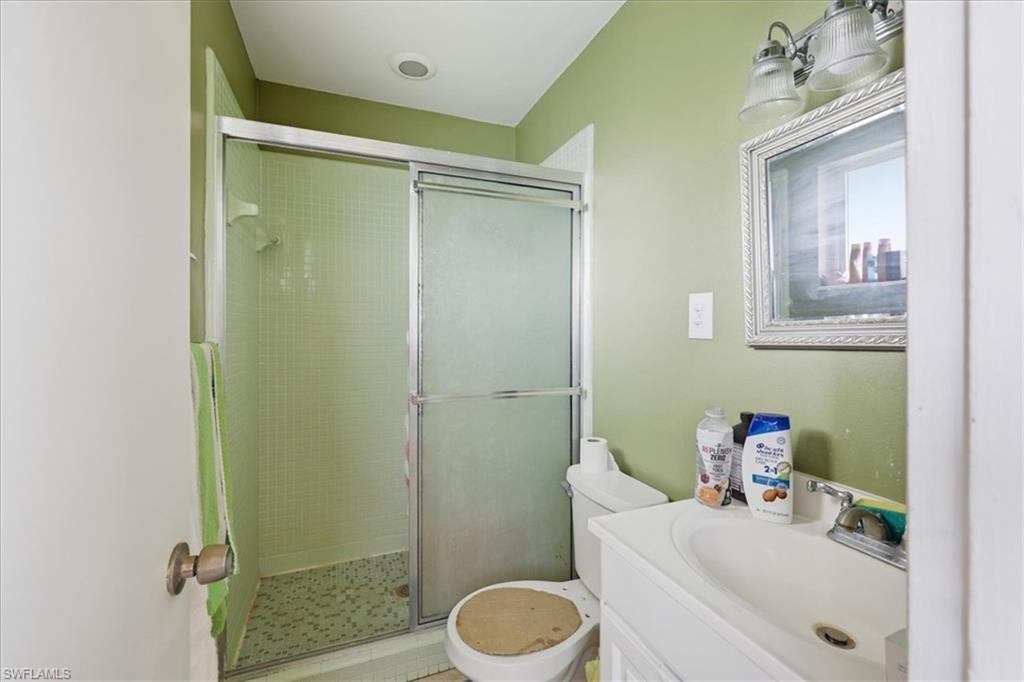347 Joel BLVD 203 photo 13