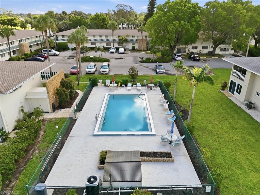 347 Joel BLVD 203 photo 24