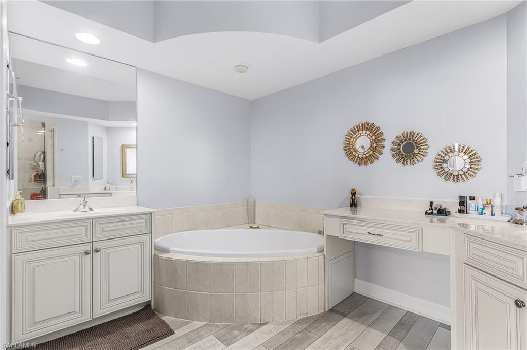 Tub + Shower Seperate, Double Sinks