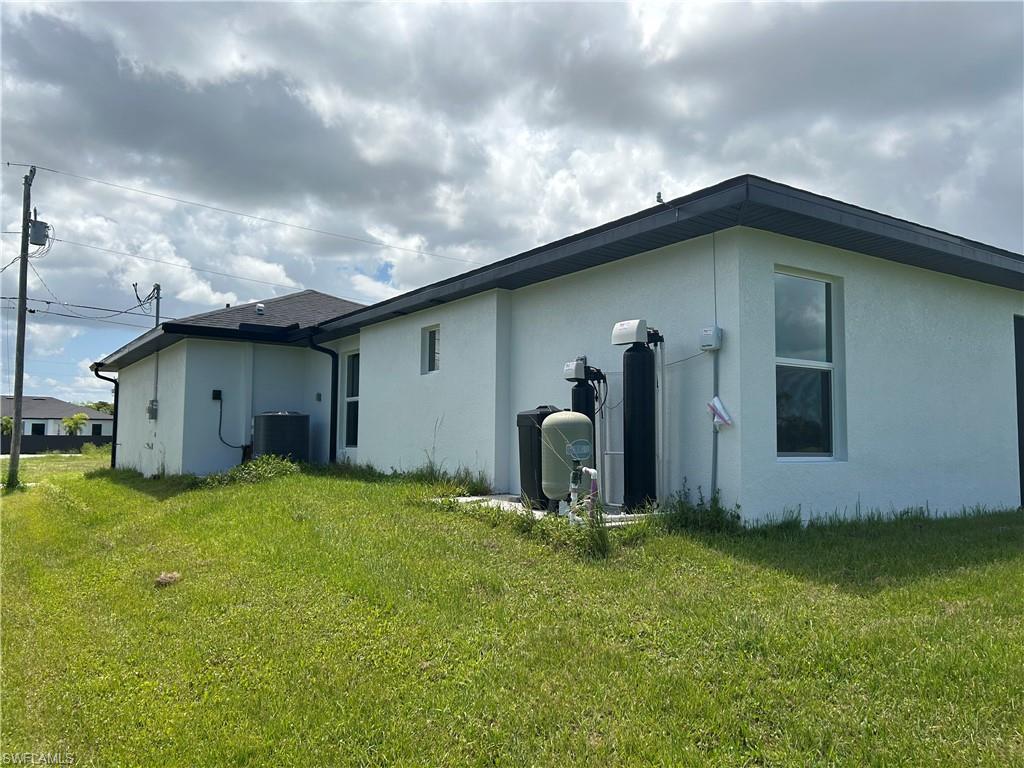 1534 NW 25th AVE photo 6