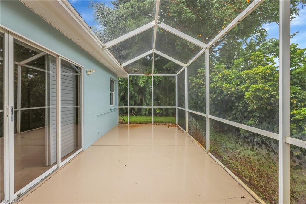 22203 Seashore CIR photo 42