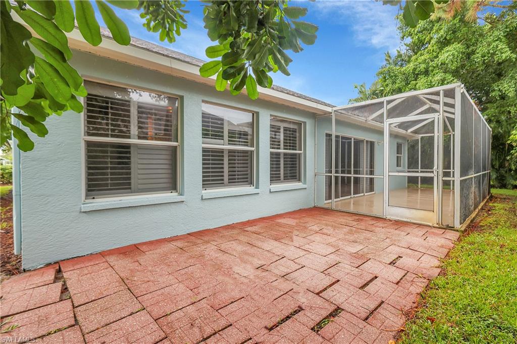 22203 Seashore CIR photo 43