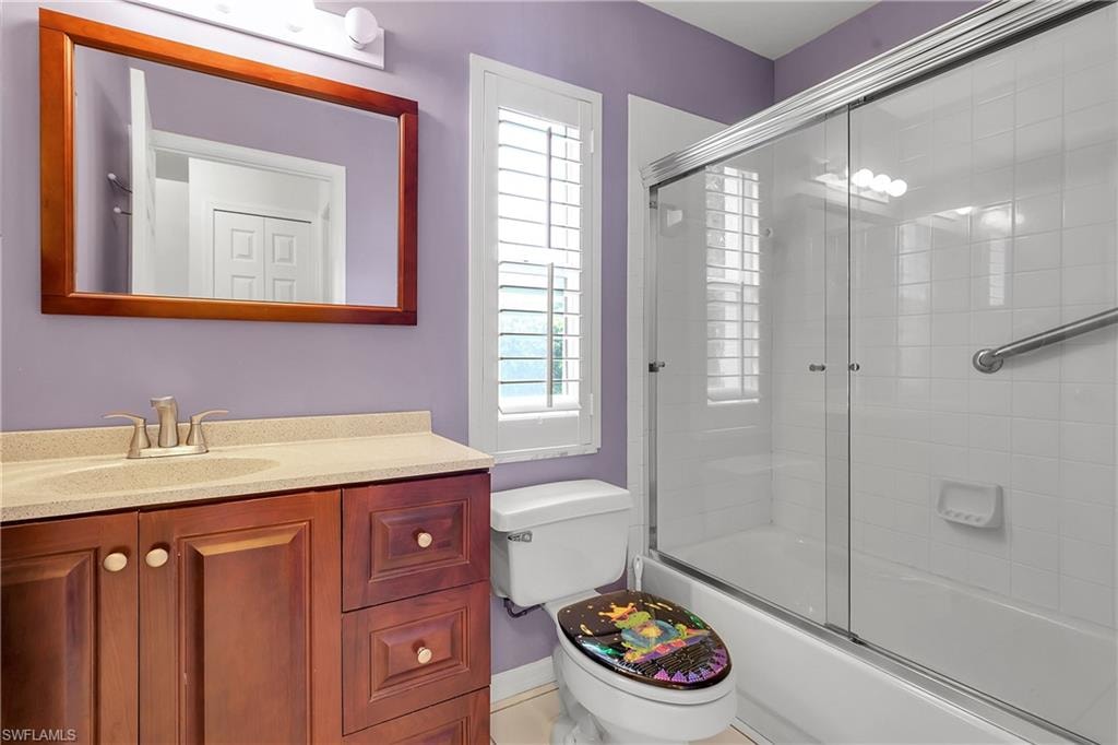 22203 Seashore CIR photo 32
