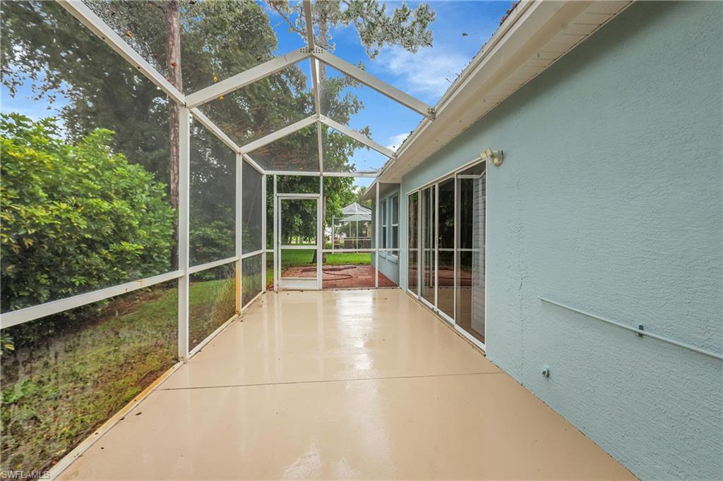 22203 Seashore CIR photo 41