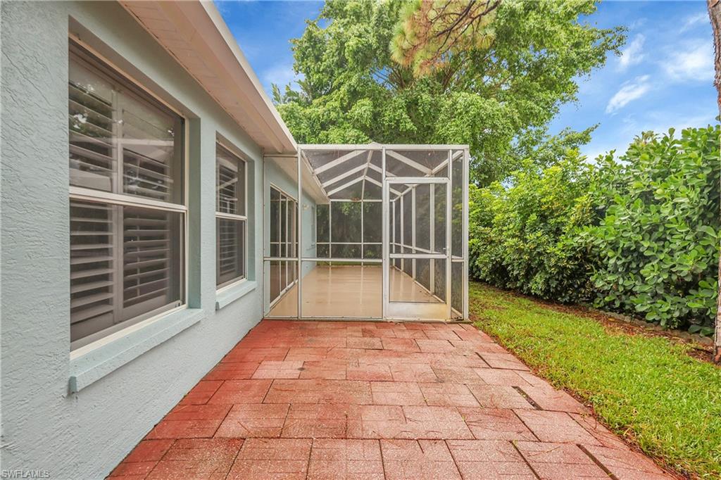 22203 Seashore CIR photo 45