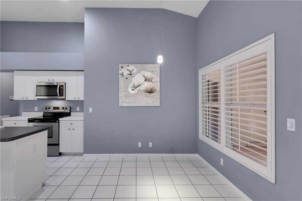 22203 Seashore CIR photo 21