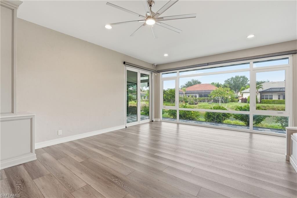 10240 Avonleigh DR photo 22